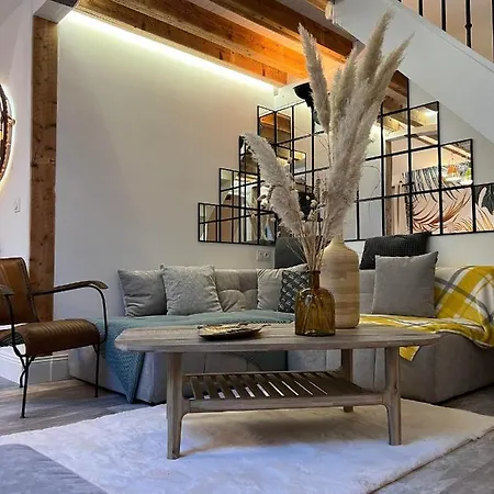 Apartmán Le Marechal Duplex - Avec Jacuzzi - Hyper Centre Caen