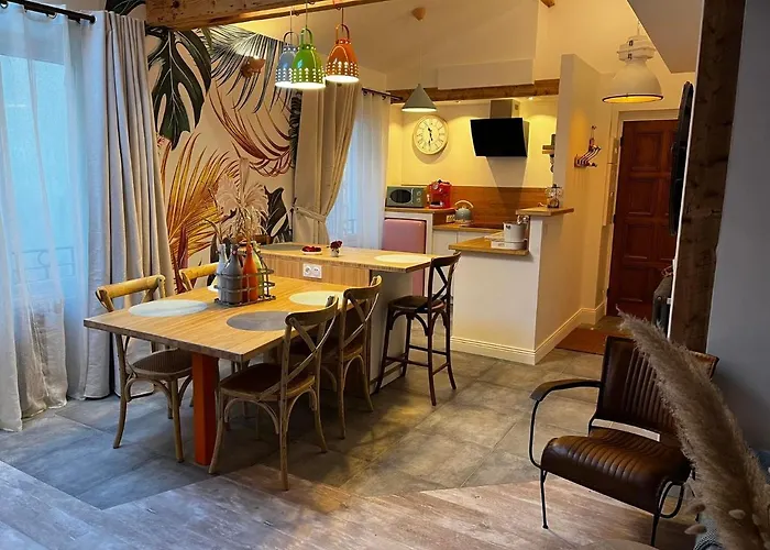 Le Marechal Duplex - Avec Jacuzzi - Hyper Centre アパート *