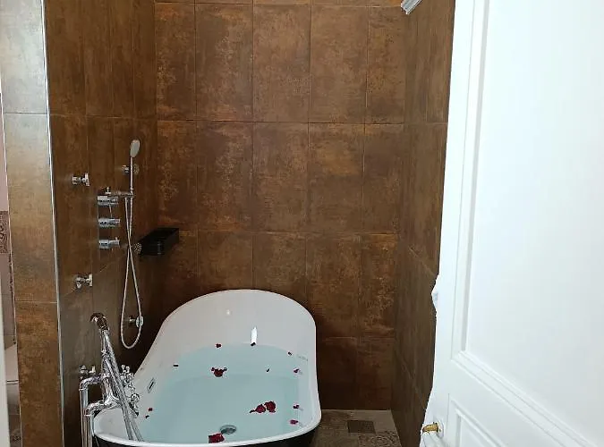 アパート Le Marechal Duplex - Avec Jacuzzi - Hyper Centre *